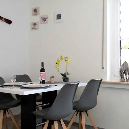 Ferienwohnung Rameil דירה שמאלנברג